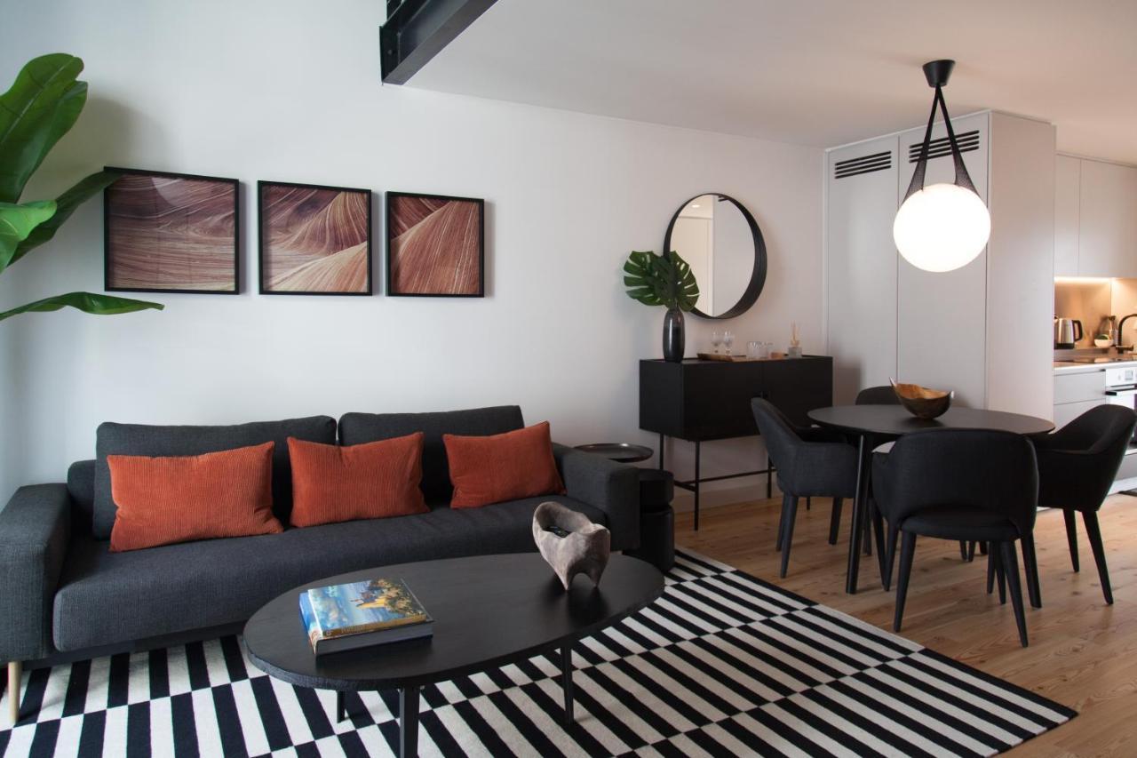 ליסבון Flh Intendente Elegant Mezzanine With Balcony מראה חיצוני תמונה